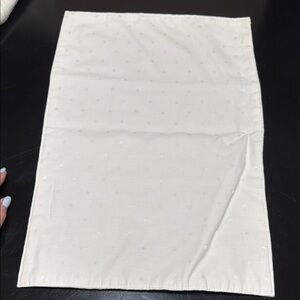 Kate spade white polka dot place mats (8)